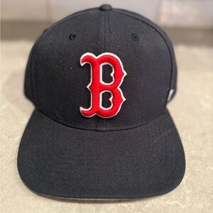 New Era Black Cap with Red B Logo Boston Redsox